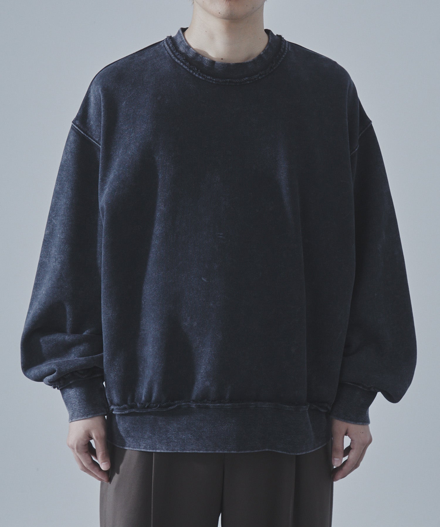 Heavyweight Snow Wash Sweatshirt